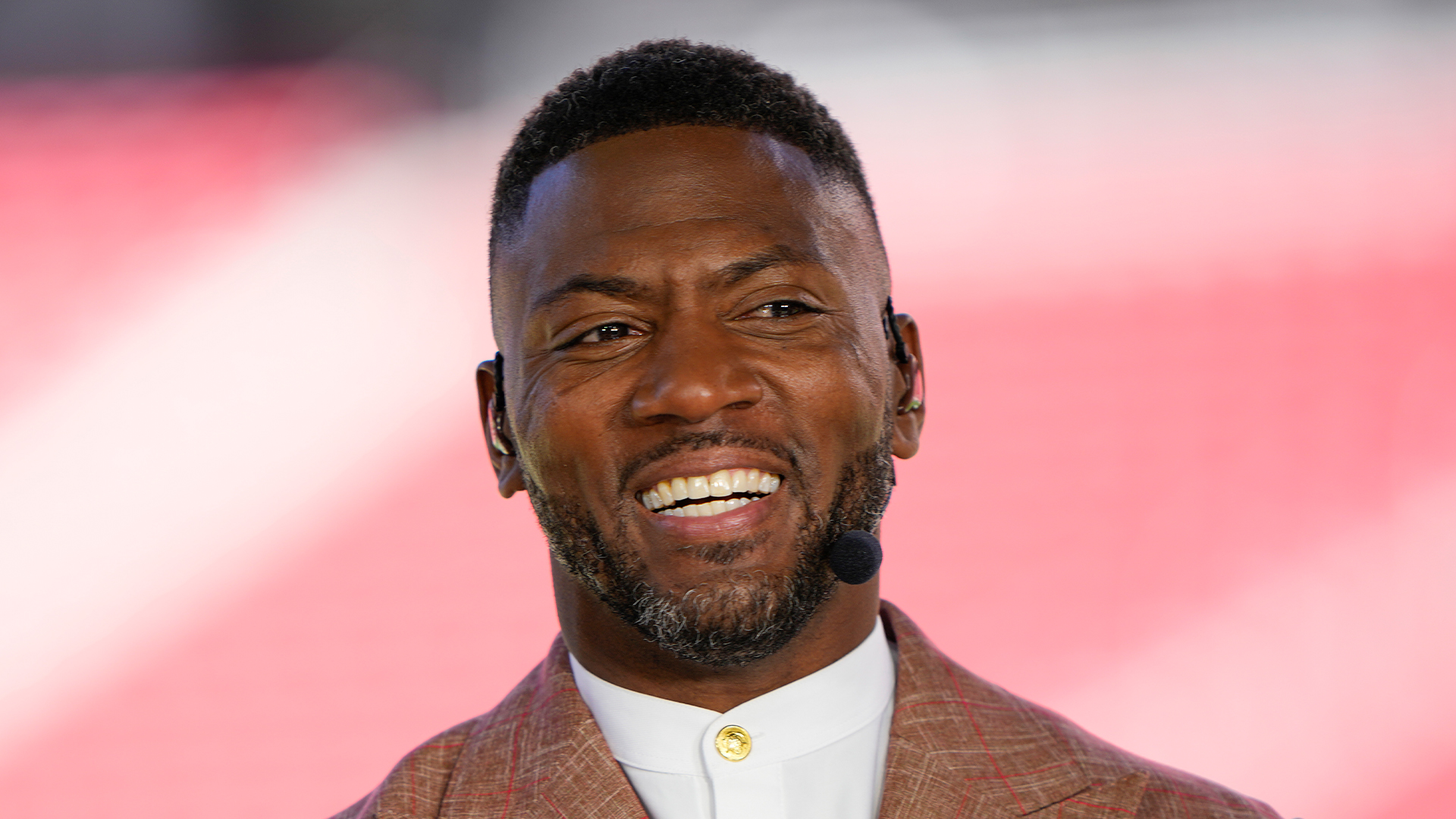 Ryan Clark’s Pivot25 Productions Receives Investment From Former Starbucks CEO
